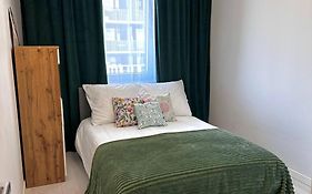 Apartament Blisko Dworca Warszawa Zachodnia, Miejsce Parkingowe W Cenie